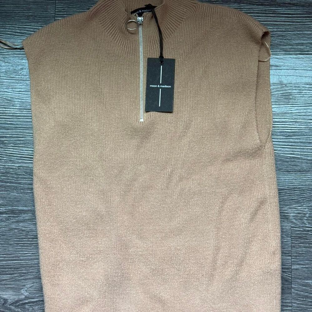 MOON & MADISON Women's Brown and Tan Jumper